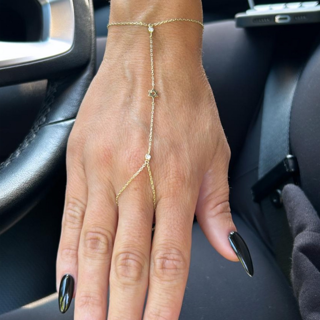 צמיד מחובר- מגן דויד לבד Hand chain - Star of David