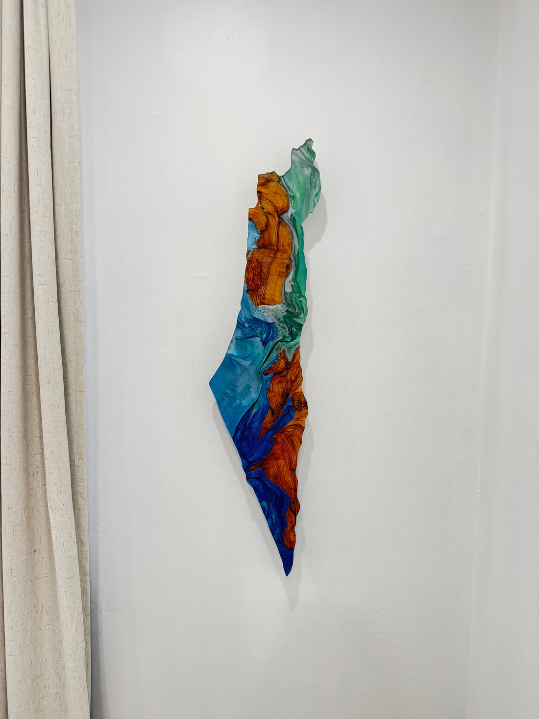Wall Art - Map of Israel - olive wood &amp; Resin